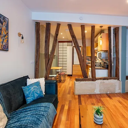 Designer And Stylish Flat In Vibrant Belleville Neighborhood Near The Metro * Parigi